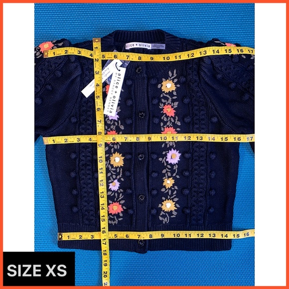 Alice + Olivia Kitty Floral Puff Sleeve Wool Blend Black Cardigan Sweater - Picture 10 of 16